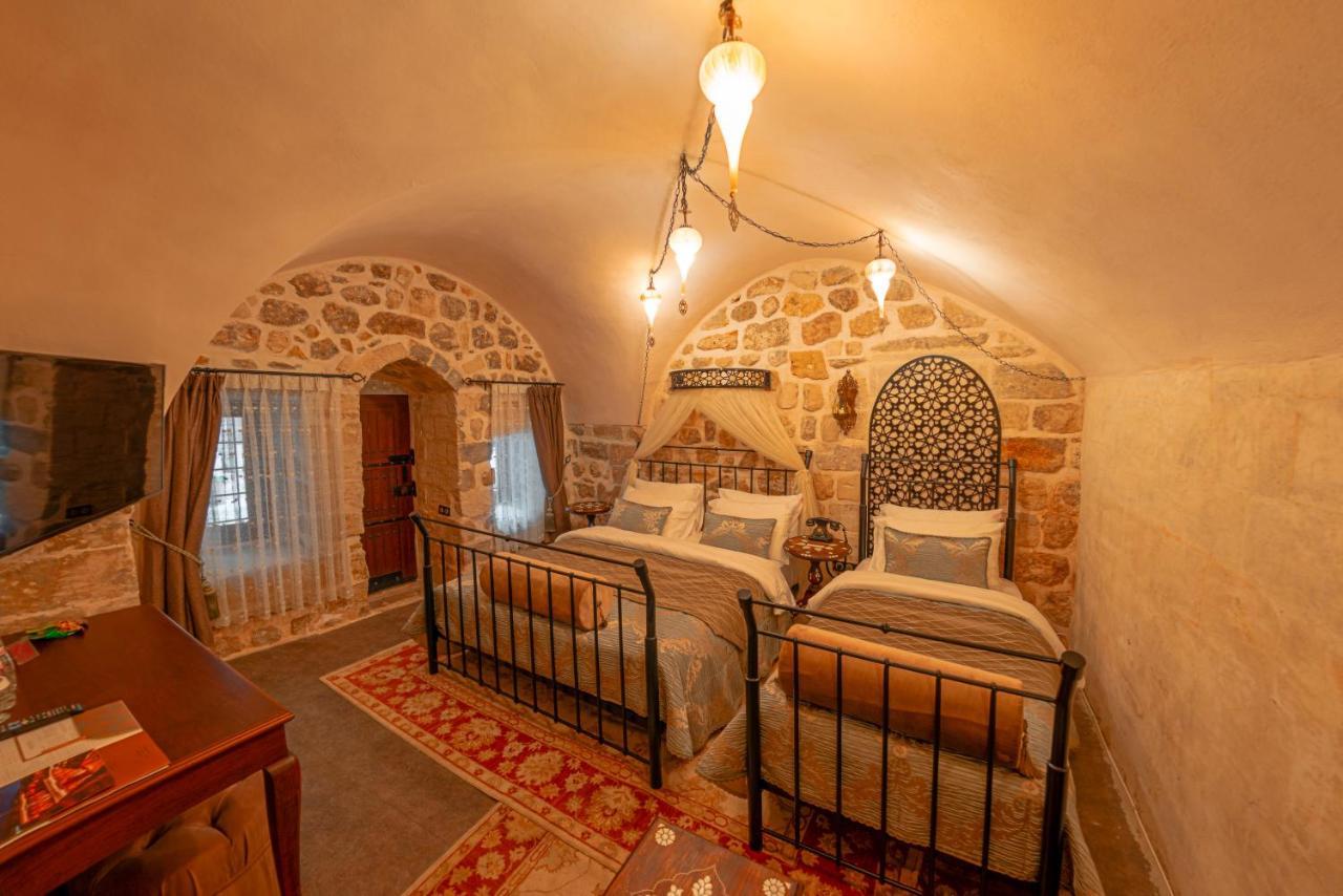 Mardius Tarihi Konak Mardin Exteriör bild